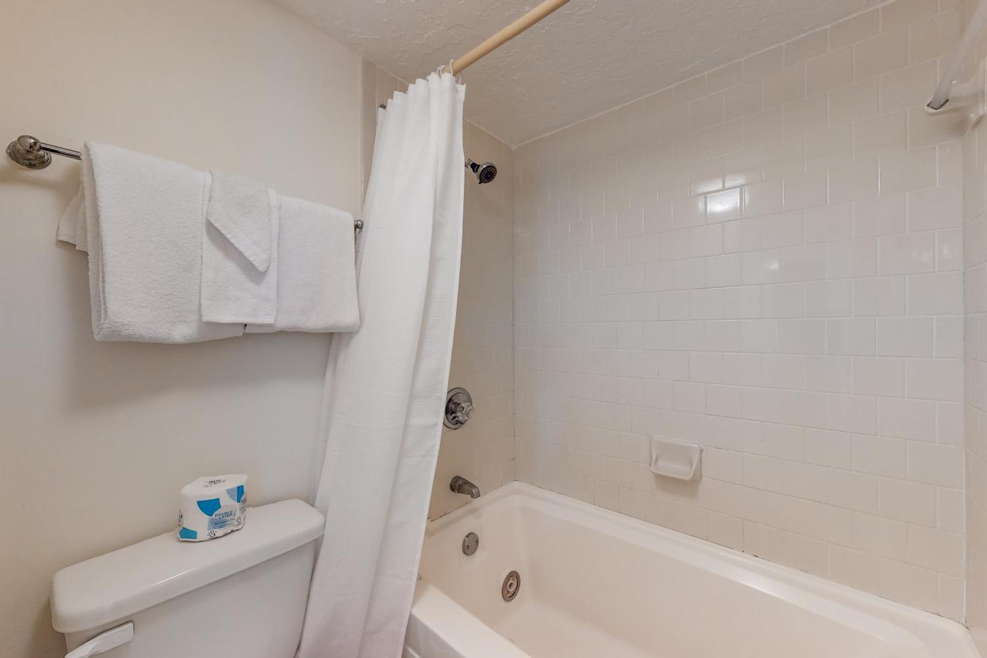 Romar Tower By Meyer Vacation Rentals Orange Beach Pokoj fotografie